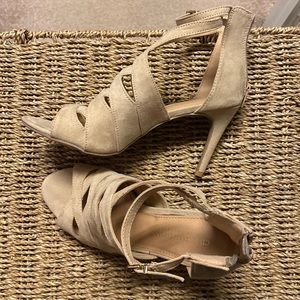 Christian Siriano - size 8, nude, strappy, “suede” heels